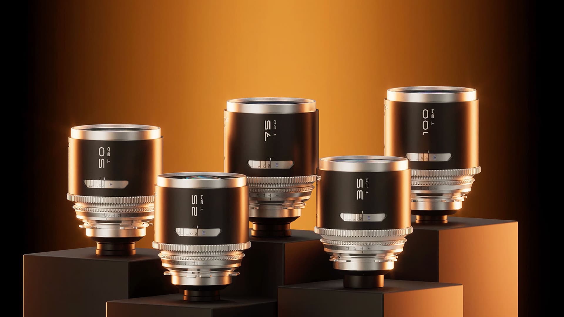 BLAZAR's Mantis and Beetle lenses make an innovative anamorphic splash